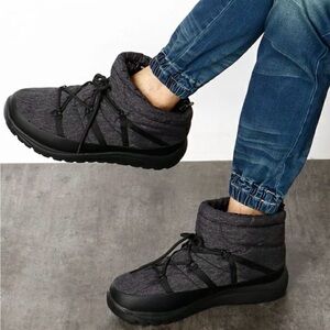 NWOT Columbia Spinreel Chukka Advance Waterproof Omni-Heat boots